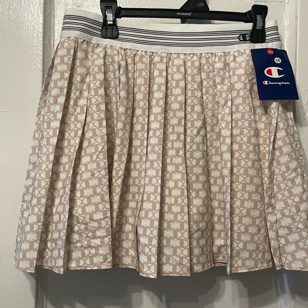 Champion White and Tan Pleated Skater Mini skirt with shorts under